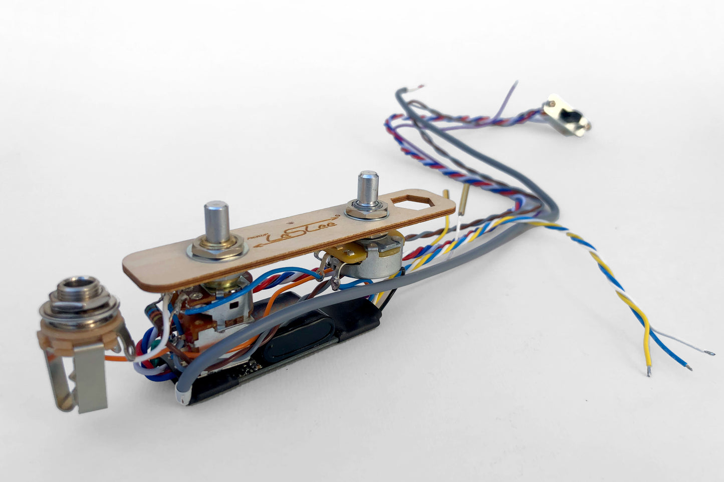 LesLee - onboard effect unit for Fender Jaguar®
